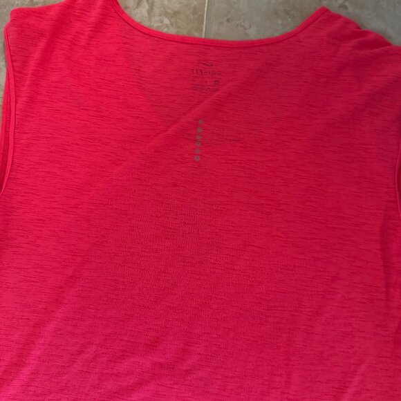 Nike | Dri-Fit Sheer Sleeveless T-shirt | Neon Hot Pink | Size M - Picture 3 of 6